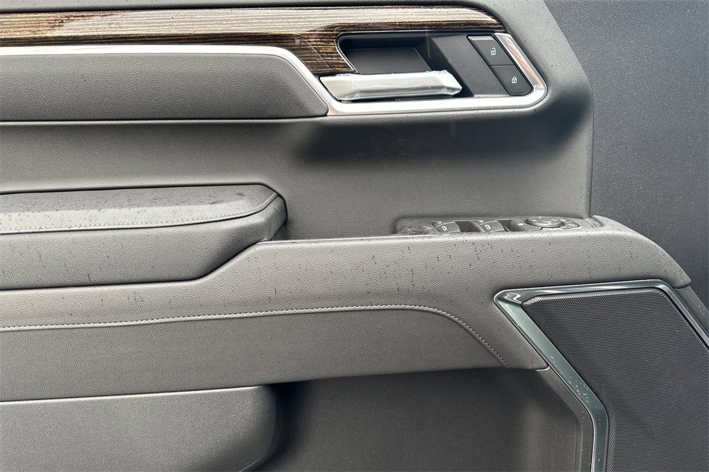 New 2025 GMC Sierra 1500 SLE image 9