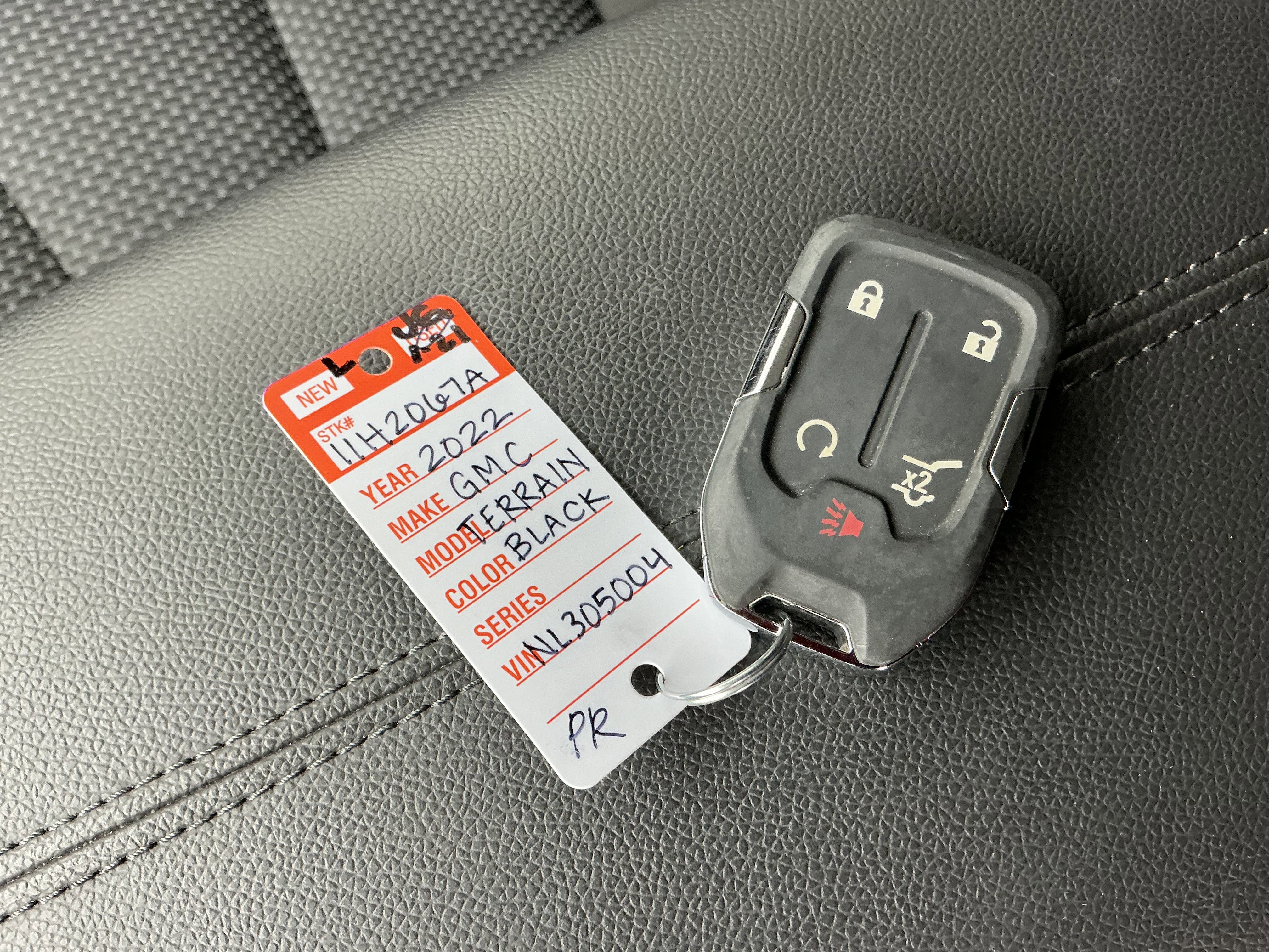 Used 2022 GMC Terrain SLE w/ Driver Convenience Package image 8