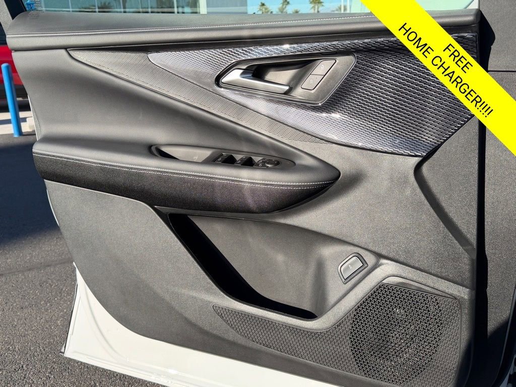 New 2026 Chevrolet Blazer EV LT image 10