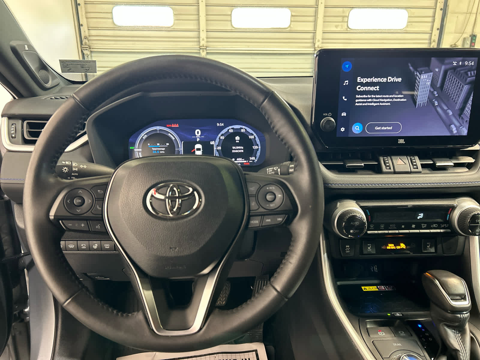 Certified 2025 Toyota RAV4 XSE w/ Advanced Technology Package AWD/4WD image 9