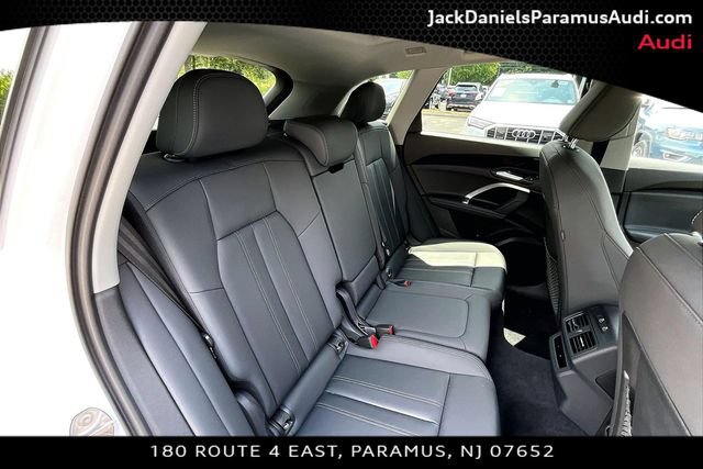 Used 2025 Audi Q5 Premium w/ Convenience Package AWD/4WD image 19
