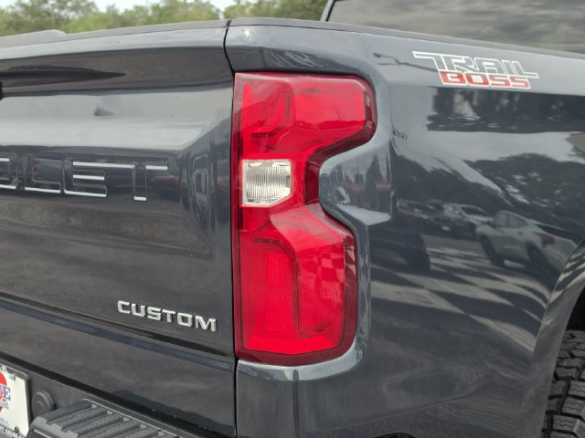 Used 2020 Chevrolet Silverado 1500 Custom Trail Boss w/ Custom Convenience Package AWD/4WD image 11