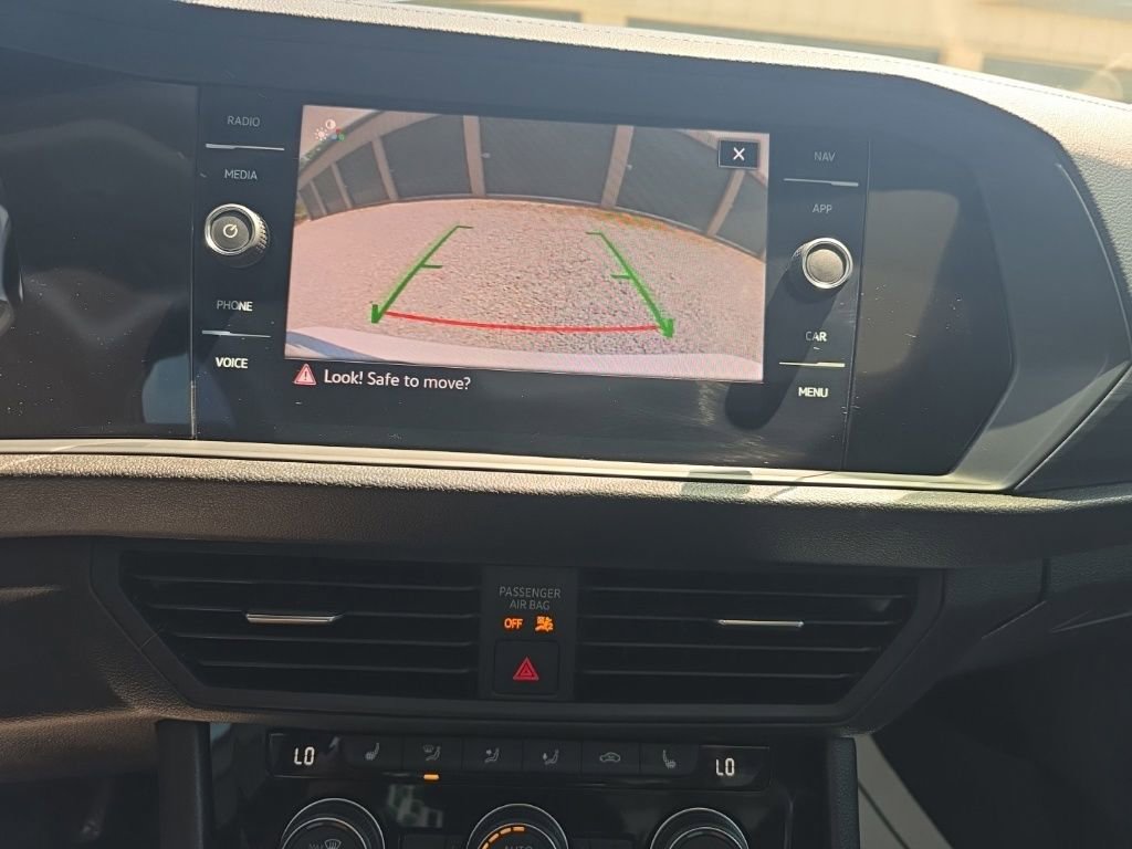 Used 2023 Volkswagen Jetta SEL FWD image 24