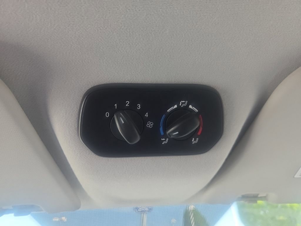 Used 2015 Ford Transit 350 XL RWD image 15