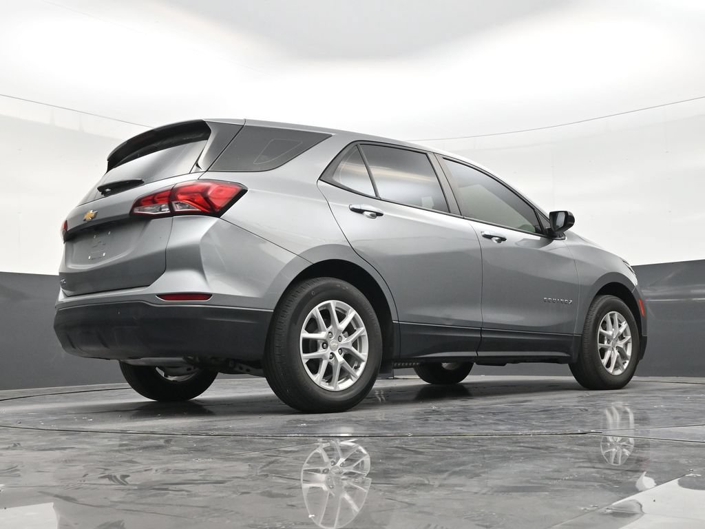 Used 2024 Chevrolet Equinox LS FWD image 24