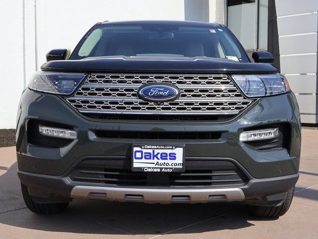 Used 2023 Ford Explorer Limited AWD/4WD image 2