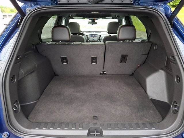 Used 2023 Chevrolet Equinox RS AWD/4WD image 31