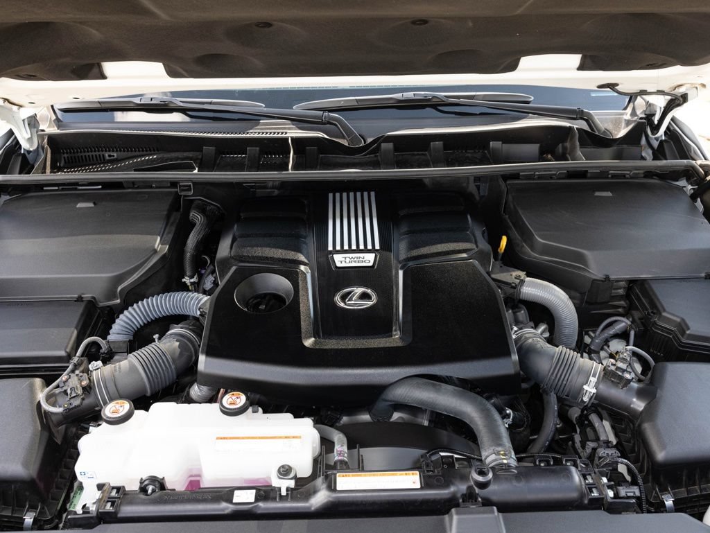 Used 2025 Lexus LX 600 4WD w/ Accessory Package (2T) image 84