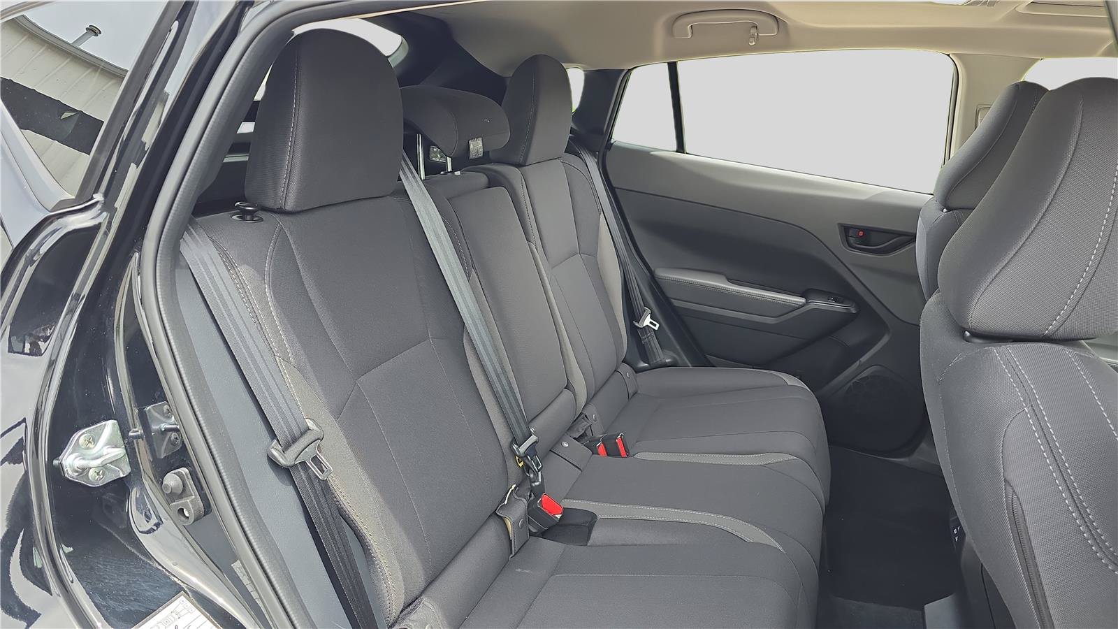 Used 2025 Subaru Crosstrek 2.5i Premium AWD/4WD image 17
