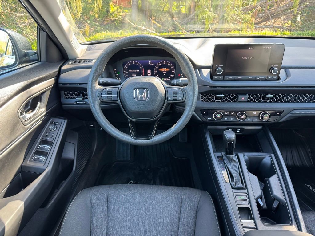 Certified 2023 Honda Accord EX image 12