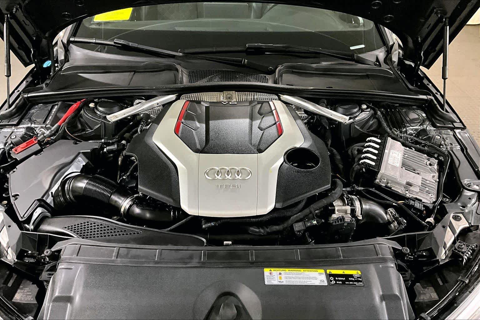 Used 2018 Audi S4 Premium Plus w/ Navigation Package AWD/4WD image 29