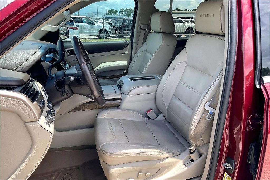 Used 2017 GMC Yukon Denali AWD/4WD image 18