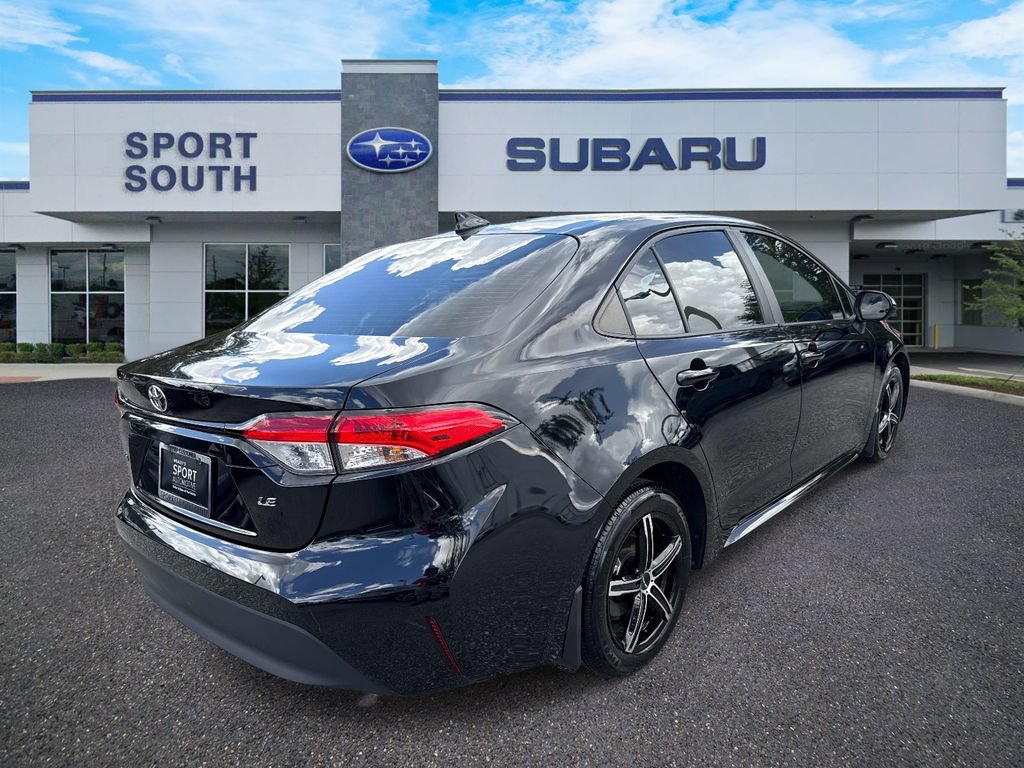 Used 2025 Toyota Corolla LE FWD image 3