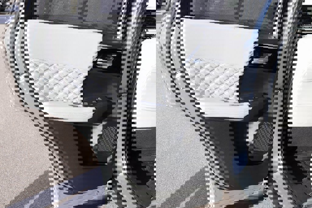 Used 2023 Mitsubishi Outlander SEL image 7