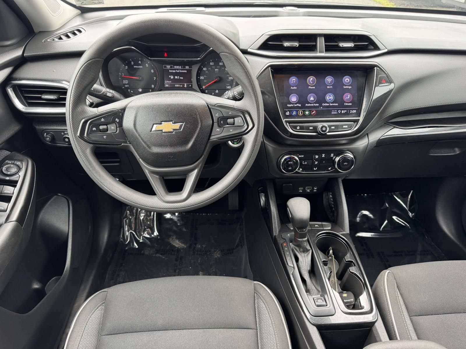 Used 2022 Chevrolet TrailBlazer LT w/ Convenience Package FWD image 8
