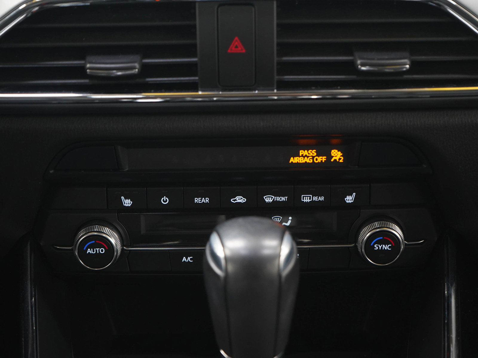 Used 2023 MAZDA CX-9 Touring image 16