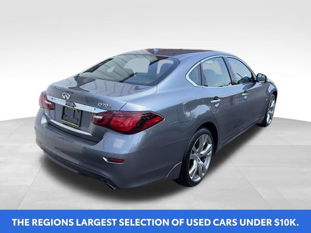 Used 2017 INFINITI Q70 3.7 w/ Technology Package AWD/4WD image 4
