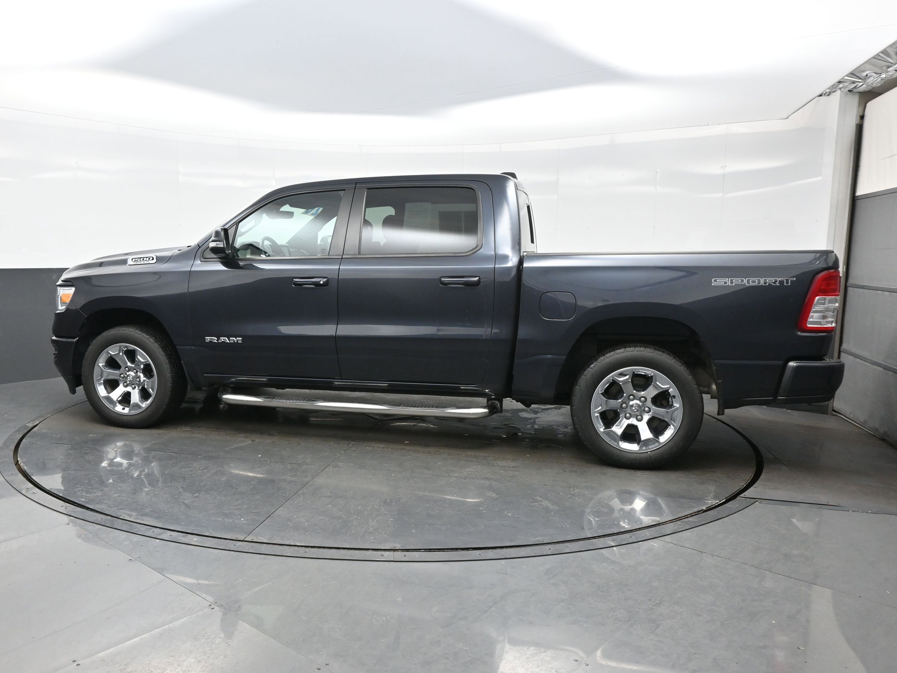 Used 2020 RAM 1500 Big Horn image 3