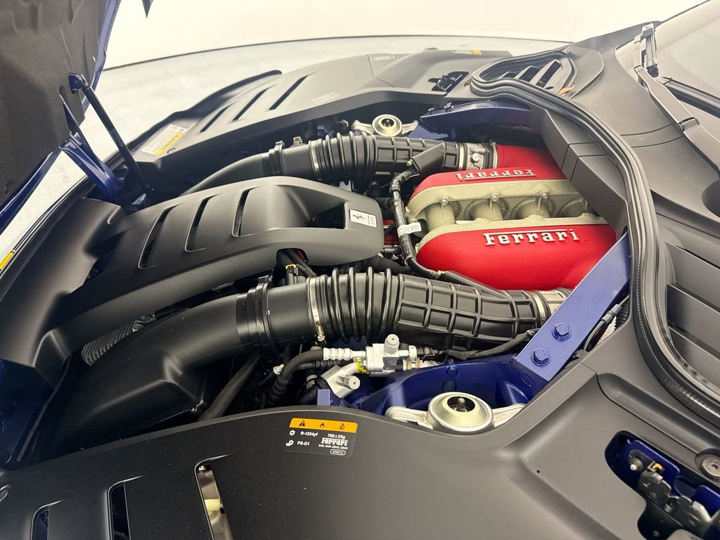 Used 2024 Ferrari Purosangue AWD/4WD image 34