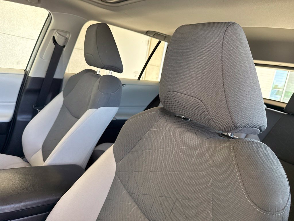 Used 2022 Toyota RAV4 XLE w/ Convenience Package AWD/4WD image 27