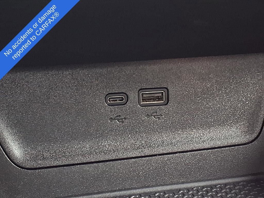 Used 2025 Chevrolet Equinox LT image 24