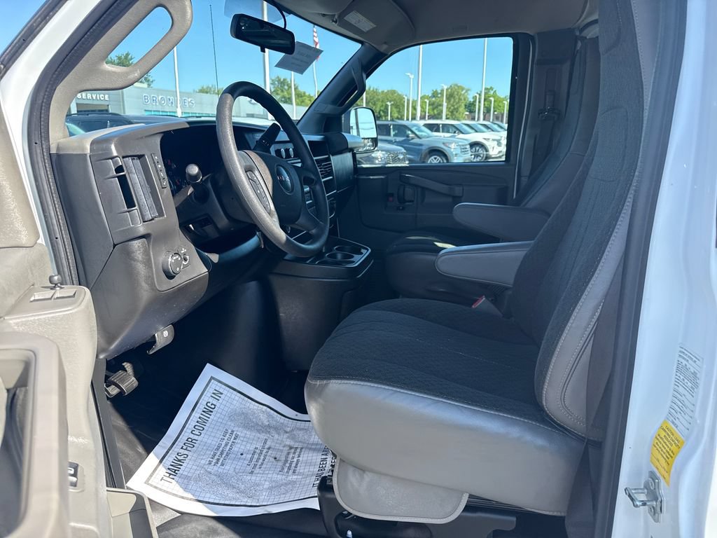 Used 2025 GMC Savana 2500 w/ Driver Convenience Package RWD image 27