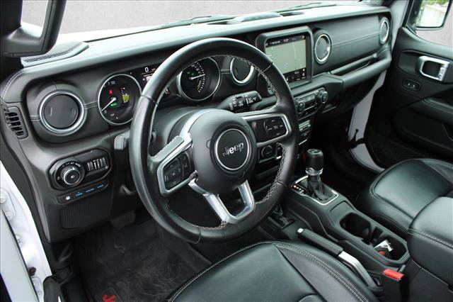 Used 2021 Jeep Wrangler Unlimited Sahara AWD/4WD image 19