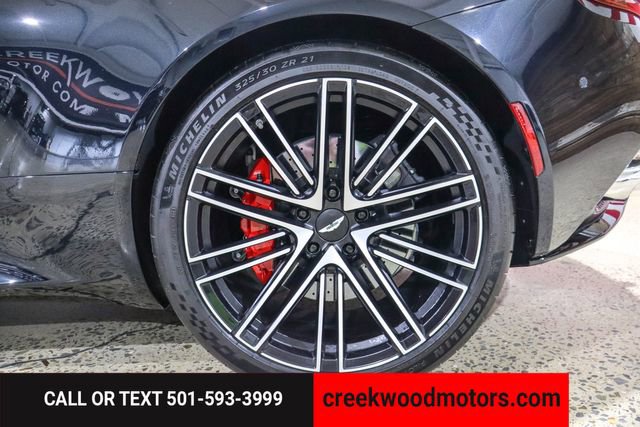 Used 2024 Aston Martin DB12 Coupe image 31