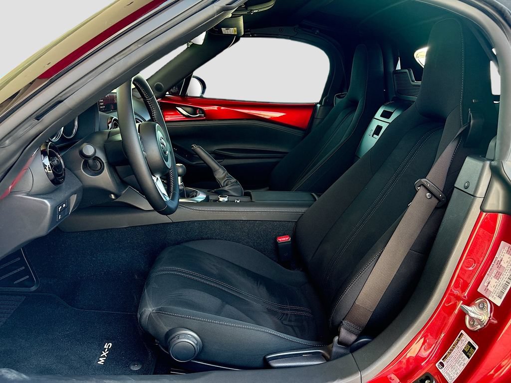 Used 2026 MAZDA MX-5 Miata Club RWD image 18