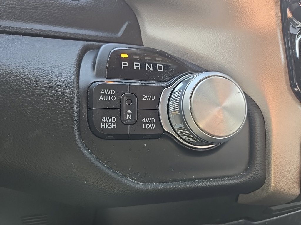 Used 2019 RAM 1500 Laramie AWD/4WD image 24