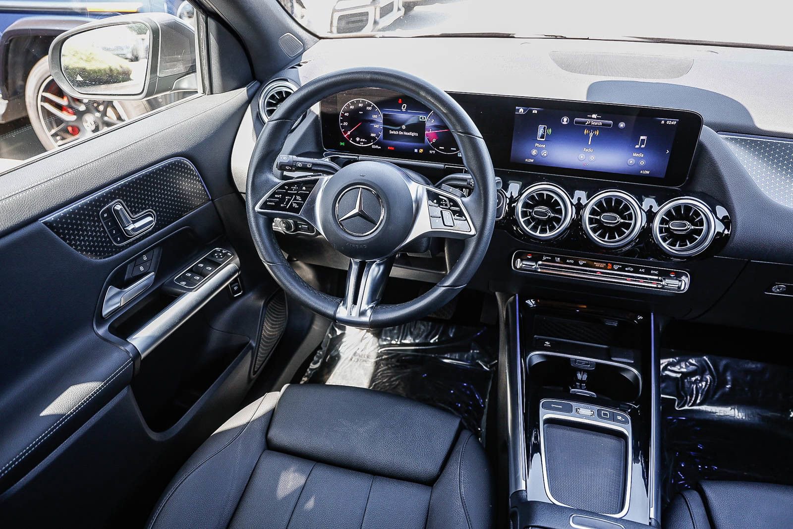 Certified 2025 Mercedes-Benz GLA 250 image 14