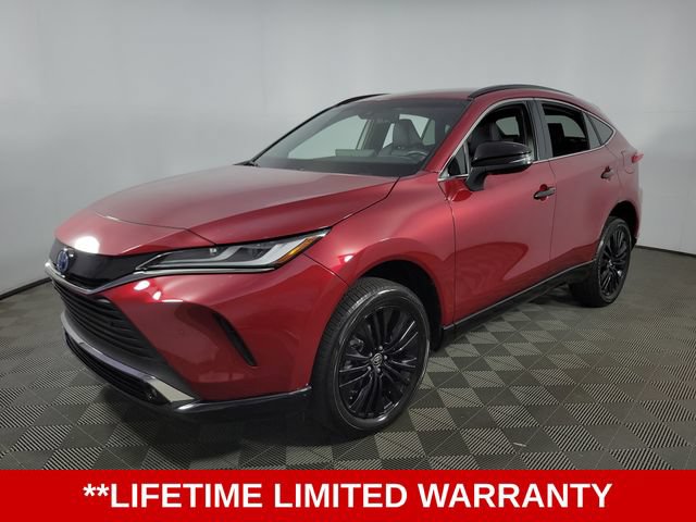 Used 2023 Toyota Venza Nightshade AWD/4WD image 3