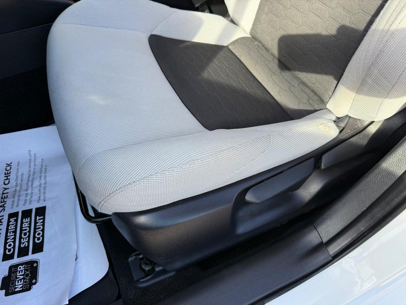 Used 2023 Toyota Corolla SE w/ SE Premium Package FWD image 16