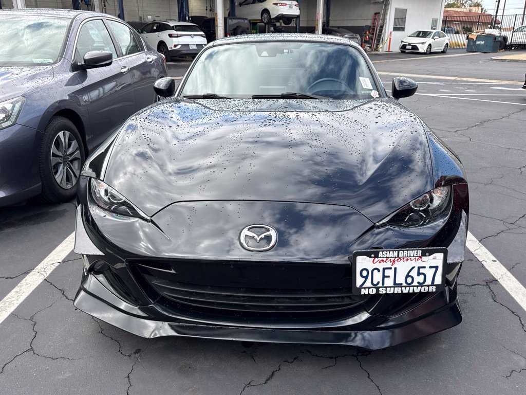 Used 2017 MAZDA MX-5 Miata RF Grand Touring RWD image 2