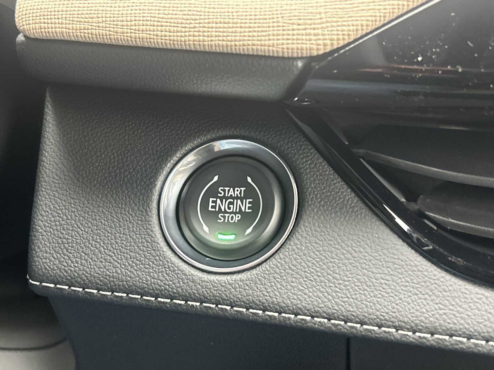 New 2026 Buick Enclave Preferred w/ Power Package image 16