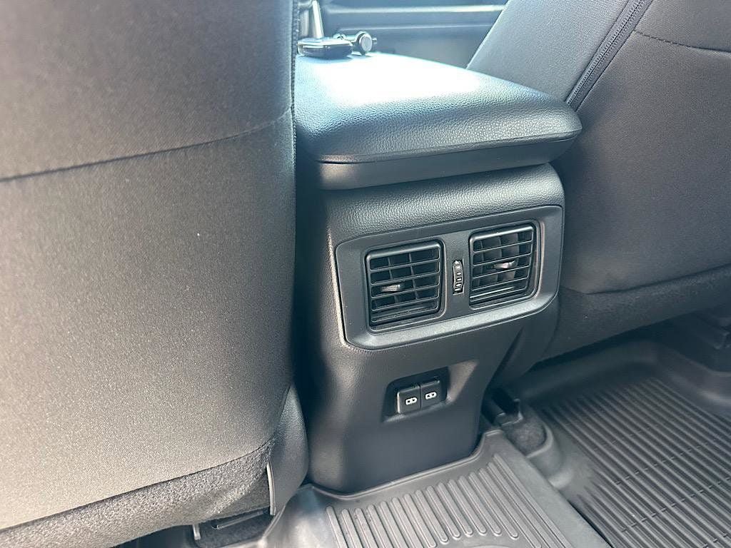 Certified 2025 Toyota RAV4 SE AWD/4WD image 21