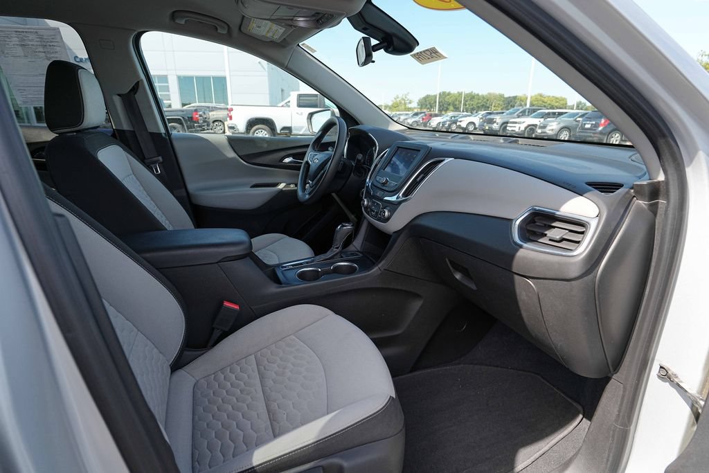 Used 2020 Chevrolet Equinox LT AWD/4WD image 18