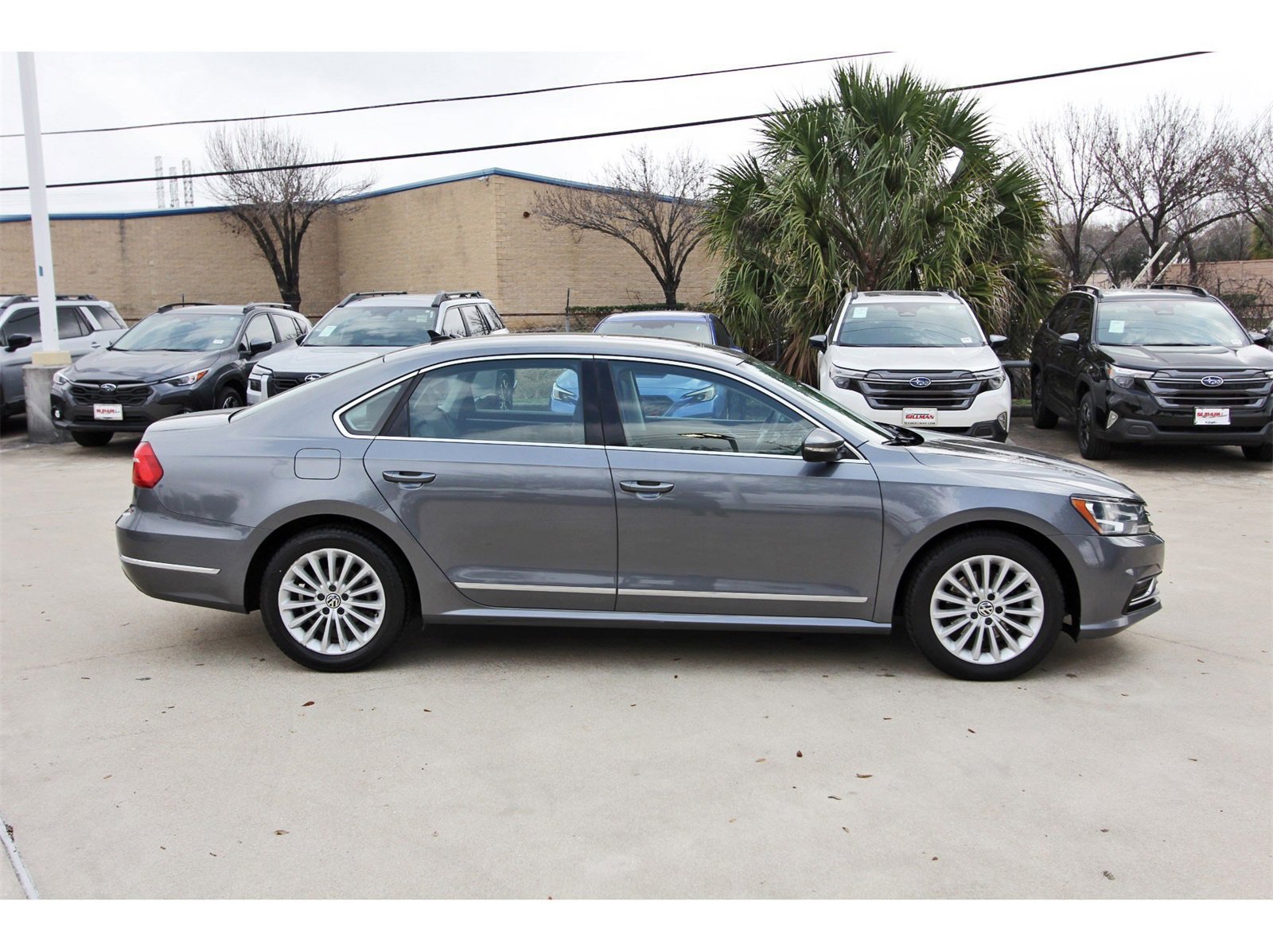 Used 2016 Volkswagen Passat 1.8T SE image 7