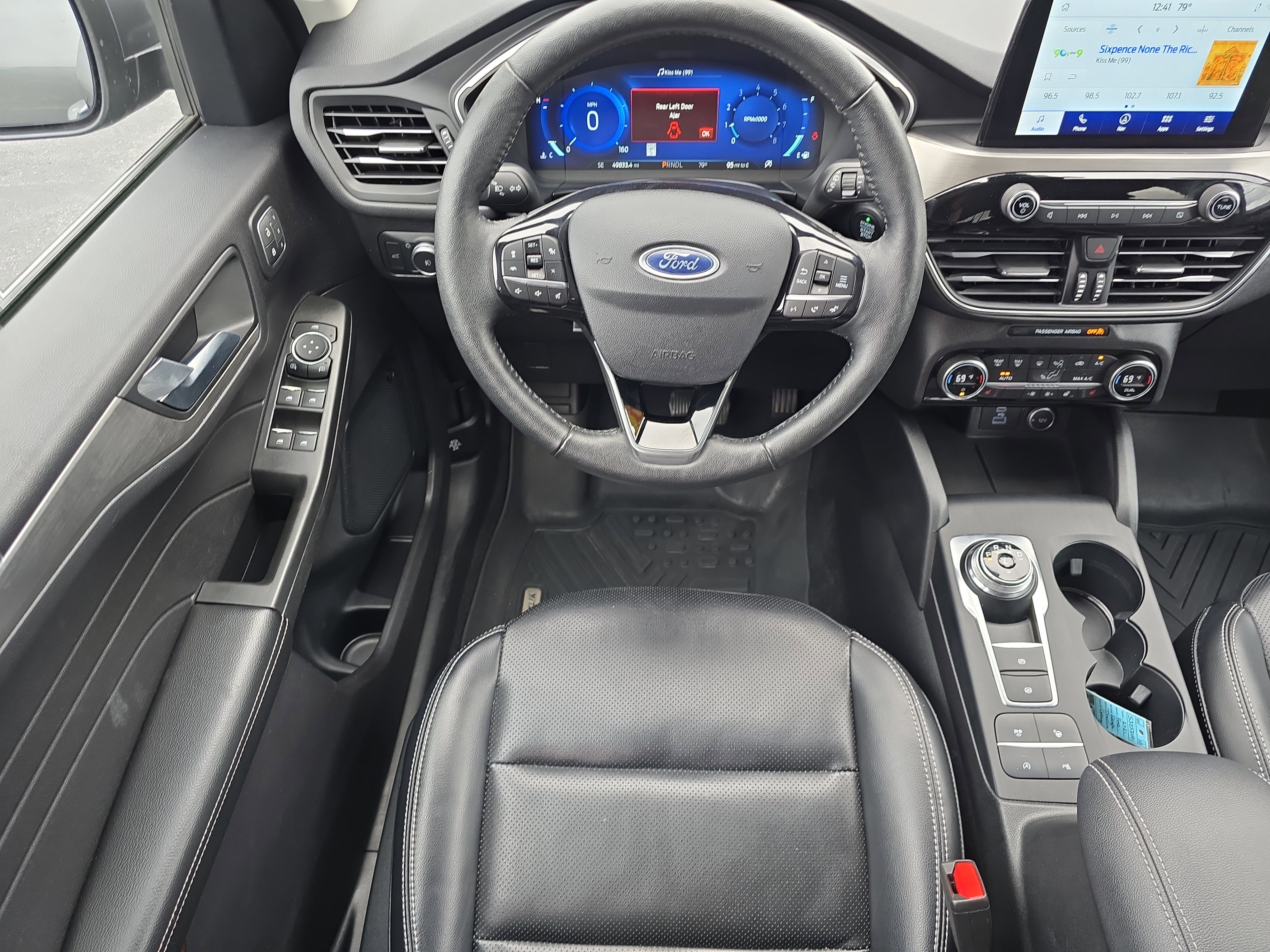 Used 2021 Ford Escape Titanium image 12