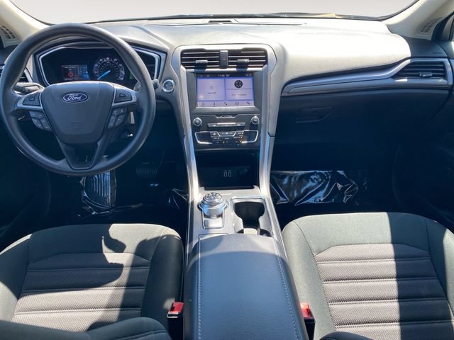 Used 2019 Ford Fusion SE FWD image 10