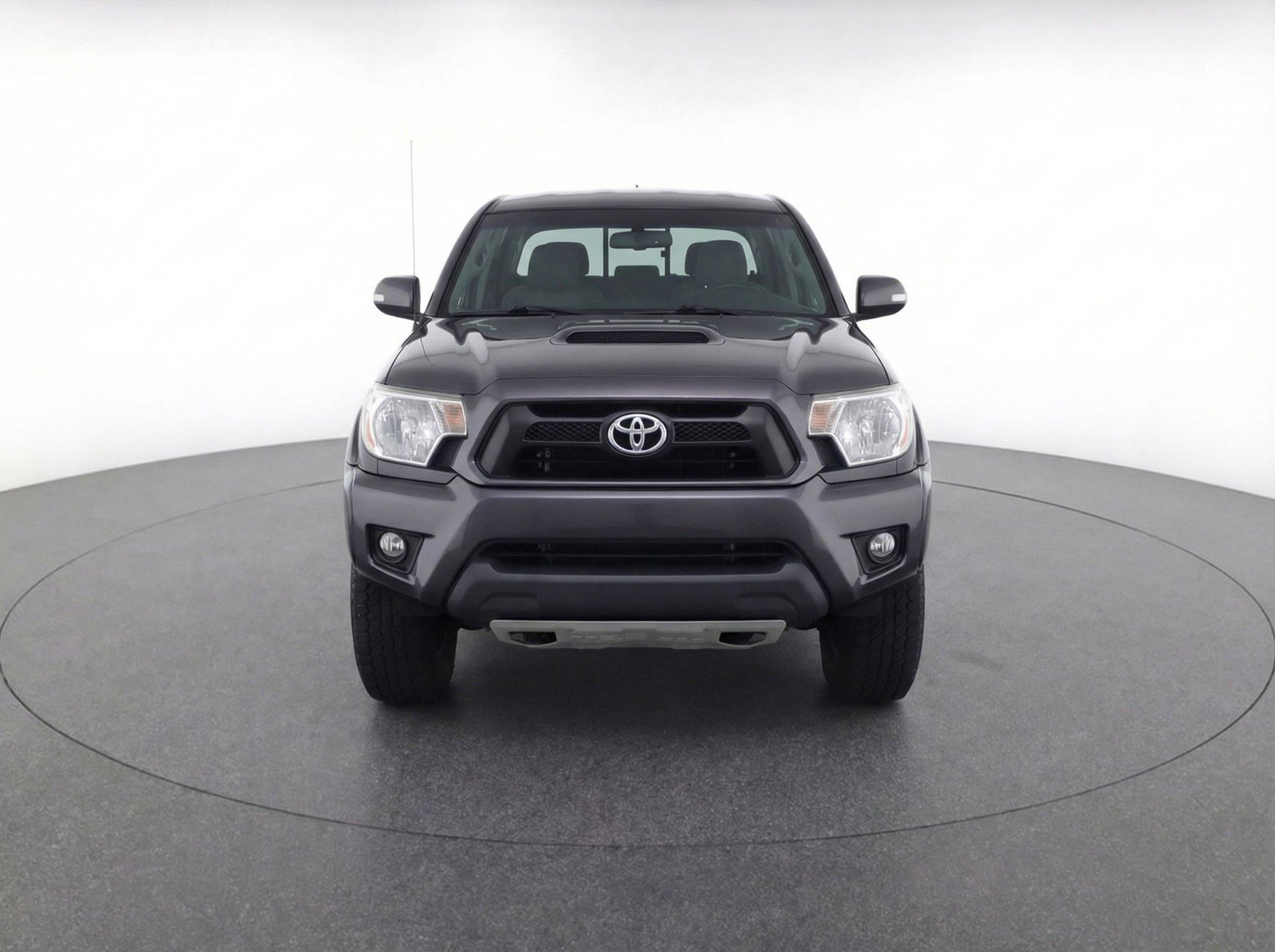 Used 2025 Toyota Tacoma TRD Off-Road image 2
