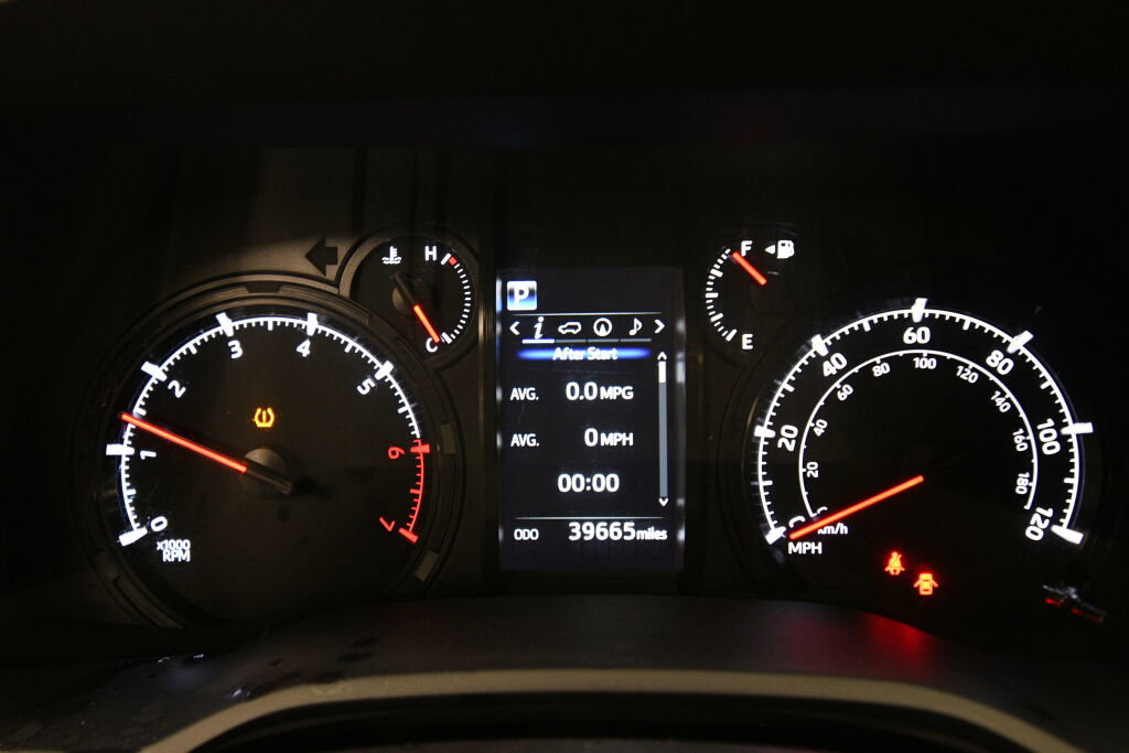 Certified 2024 Toyota 4Runner SR5 Premium image 13