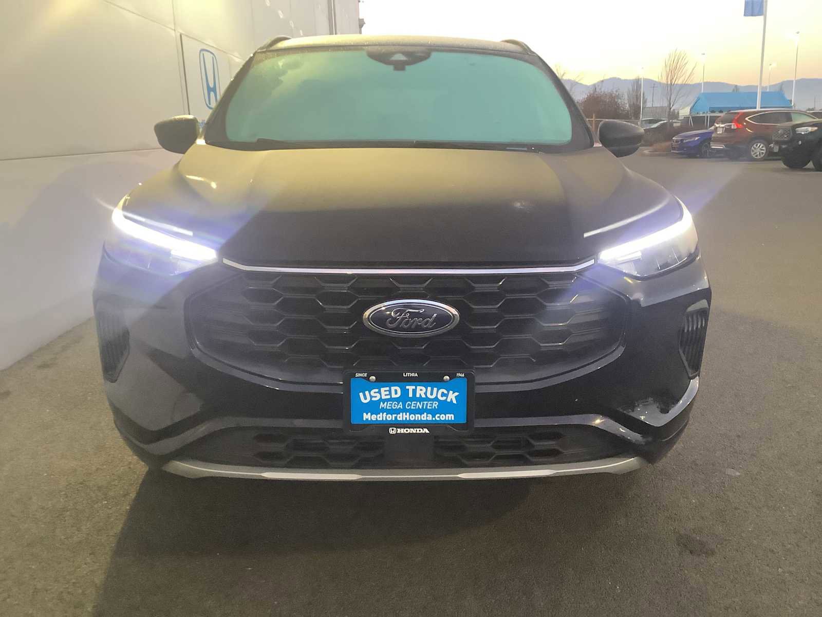 Used 2024 Ford Escape ST-Line image 9