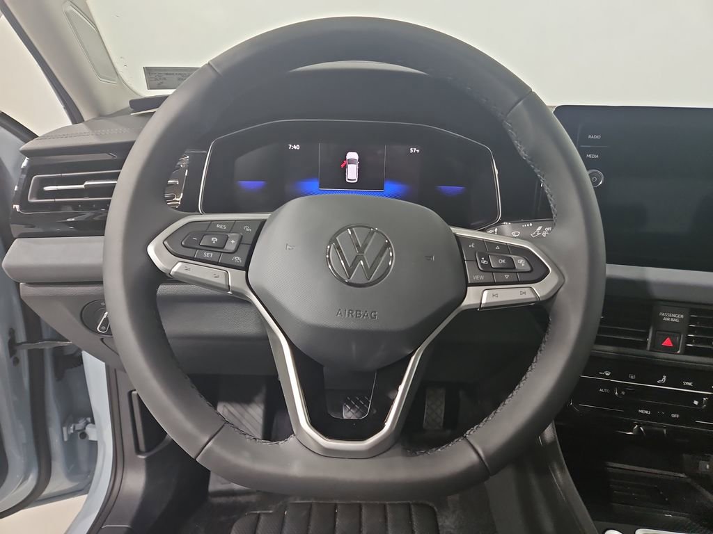 New 2026 Volkswagen Jetta SE image 14