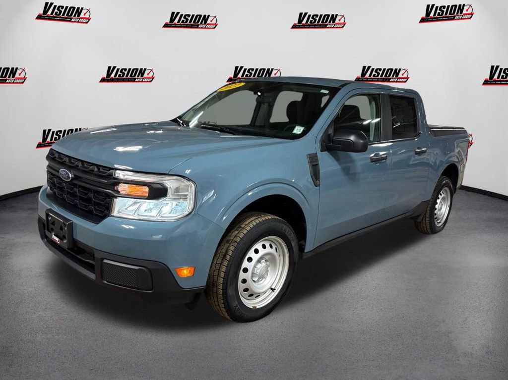 Used 2022 Ford Maverick XL image 1