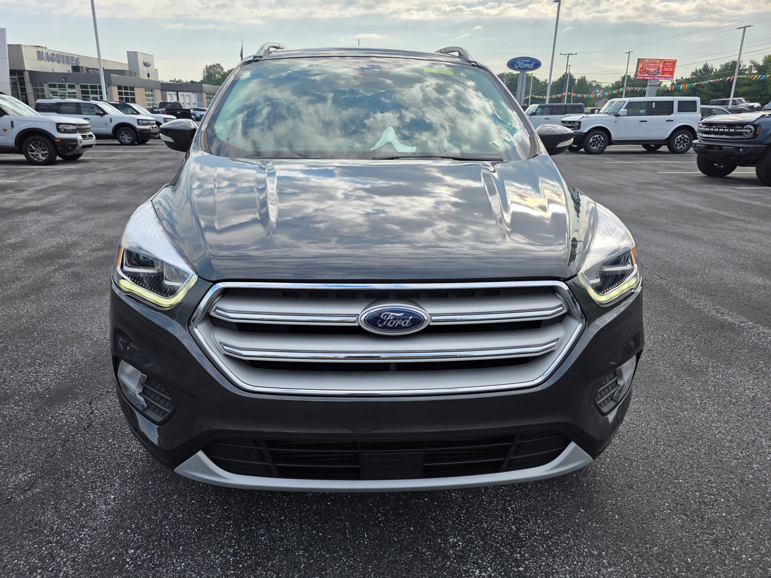 Used 2018 Ford Escape Titanium w/ Ford Safe & Smart Package AWD/4WD image 6