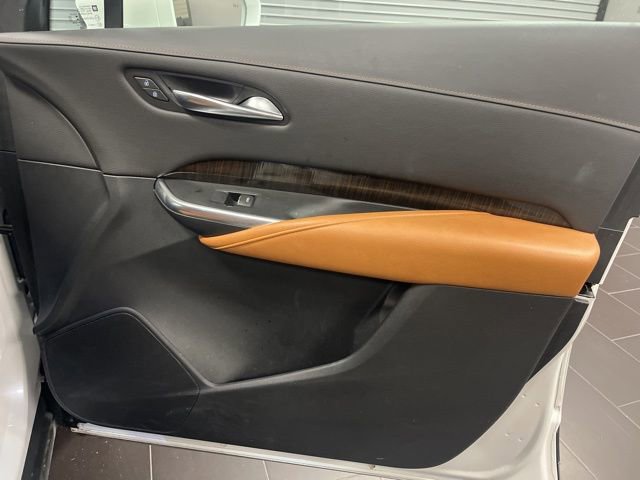 Used 2020 Cadillac XT4 Premium Luxury w/ Enhanced Visibility Package image 11