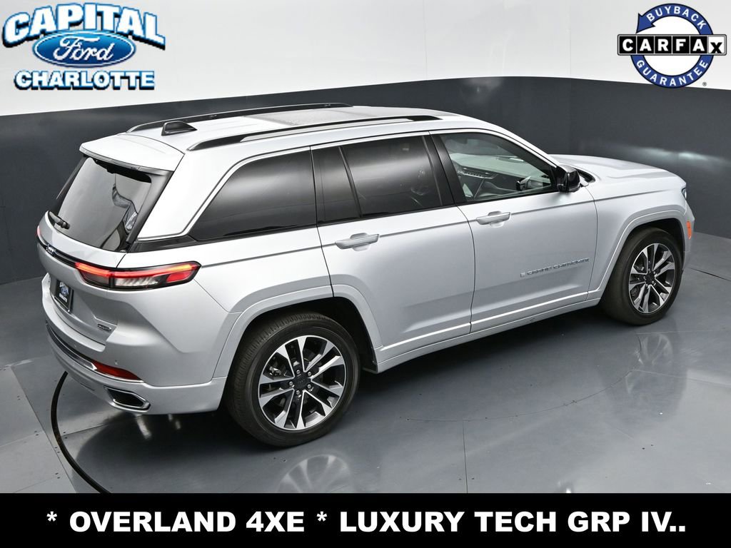 Used 2022 Jeep Grand Cherokee Overland w/ Advanced Protech Group III AWD/4WD image 32