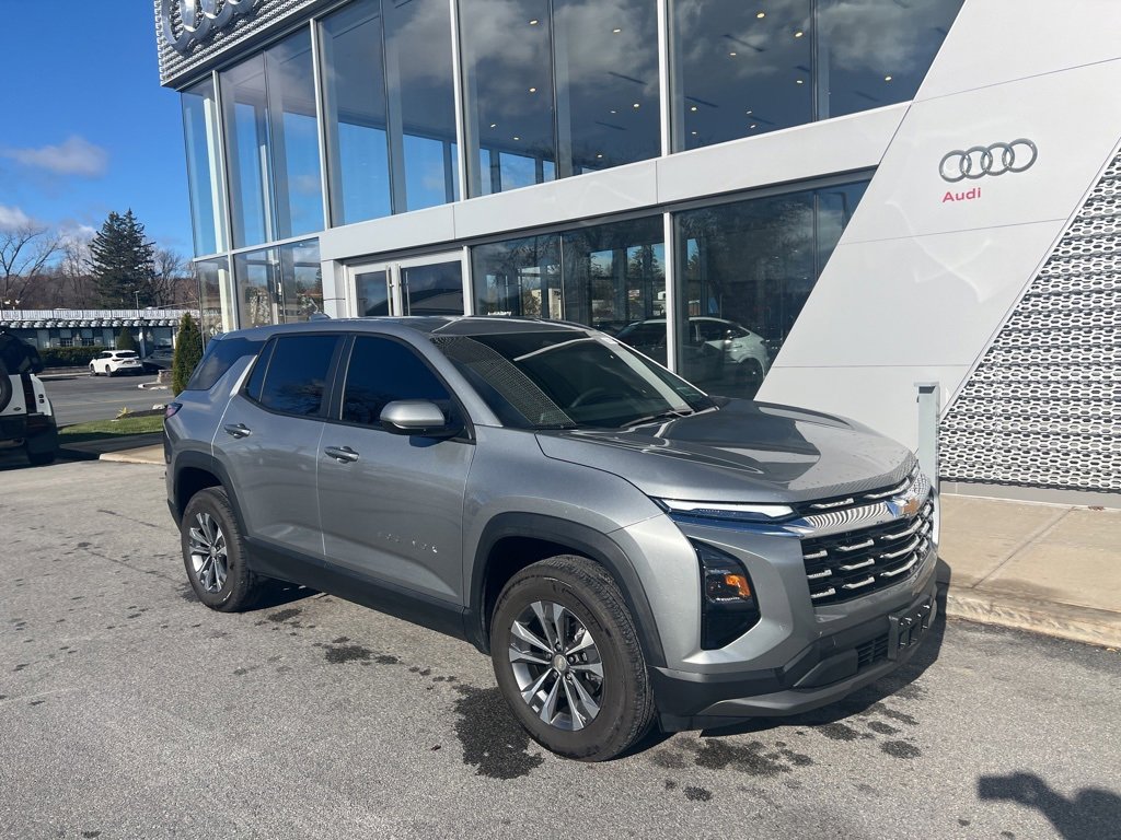 Used 2026 Chevrolet Equinox LT image 8