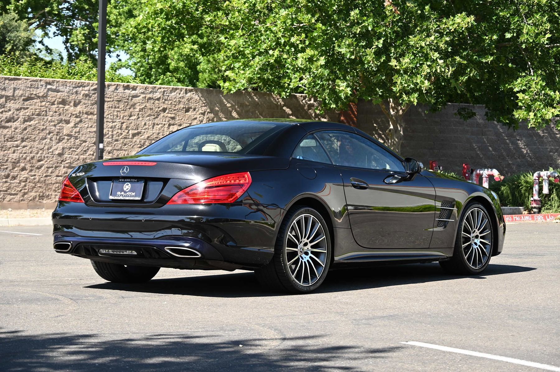 Used 2018 Mercedes-Benz SL 550 image 7